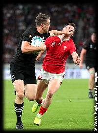 New Zealand v Wales Ben Smith palm off RWC2019 Bronze Final